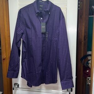 Arrow men’s classic fit long sleeve dress shirt! Medium 15-15 1/2